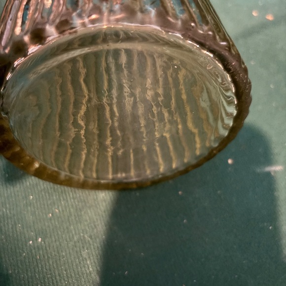 Vase Tall designer Vase . New 20” tall - Picture 7 of 7